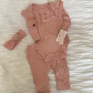 Catherine Malandrino Baby Outfit (0-3 Months)